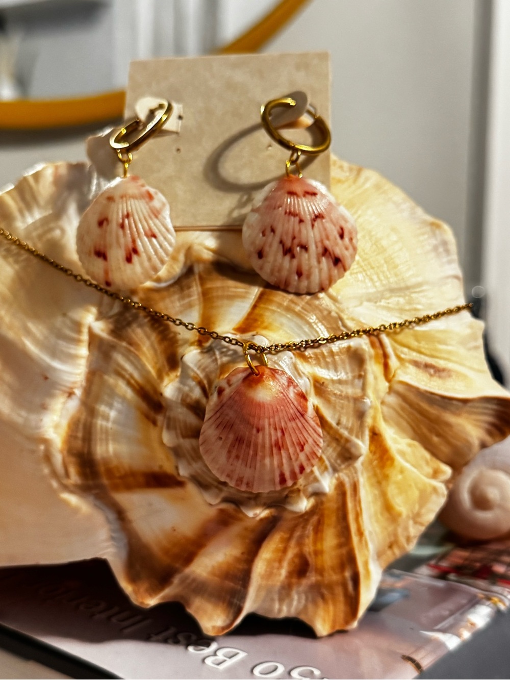 Scallop Shell Pendant Necklace and Hoop Earrings - Pink & White Shell